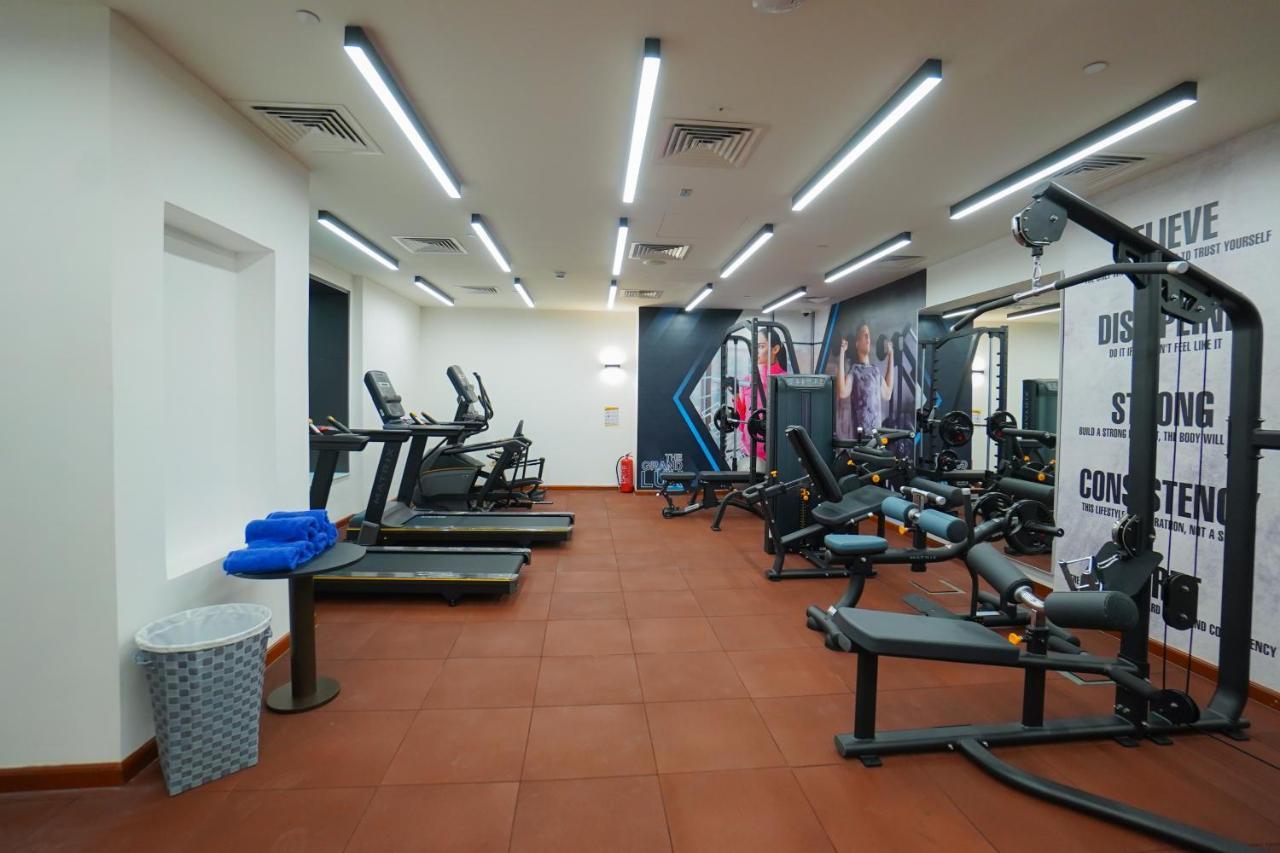The Grand Lux Hotel Doha Ngoại thất bức ảnh The gym at the hotel