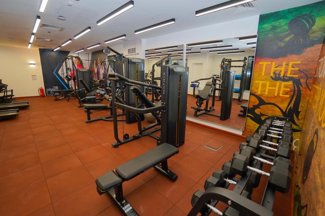 The Grand Lux Hotel Doha Ngoại thất bức ảnh The gym at the hotel